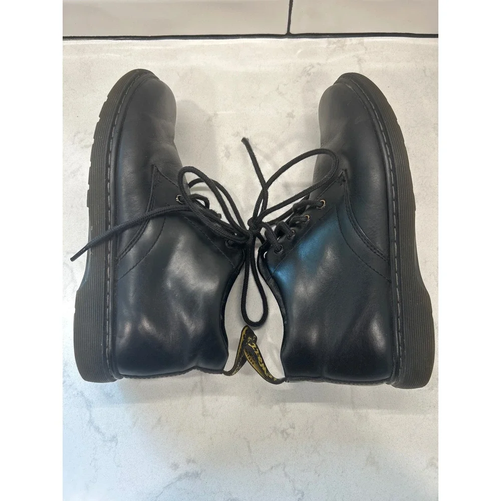Dr. Martens Barnie Black Leather Chukka Boots Men's 9 Desert Boots Minimalist